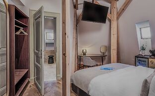 Mottl House by Adrez