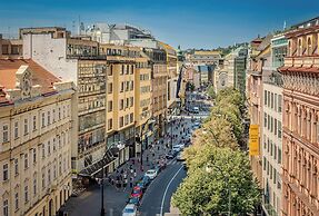 Mottl House by Adrez