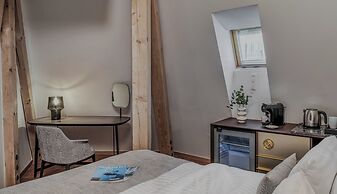 Mottl House by Adrez