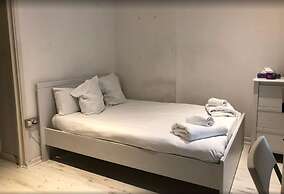 Cosy Studio Flat in Central London