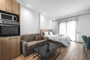 Penthouse Level 8 Nilie Hospitality MGMT