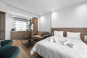 Penthouse Level 8 Nilie Hospitality MGMT