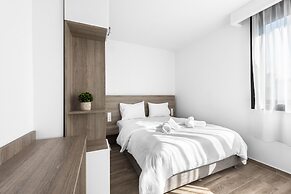 Penthouse Level 8 Nilie Hospitality MGMT