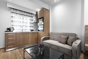 Penthouse Level 8 Nilie Hospitality MGMT