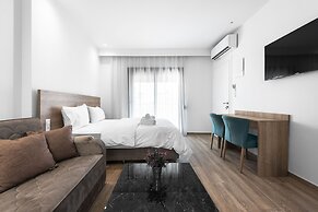 Penthouse Level 8 Nilie Hospitality MGMT