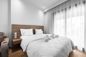 Penthouse Level 8 Nilie Hospitality MGMT