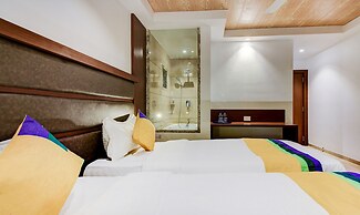 Treebo Trip Aarush Inn