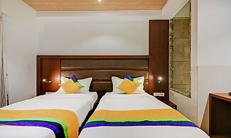 Treebo Trip Aarush Inn