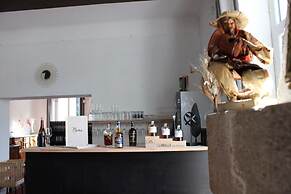 Hôtel Restaurant Les Saladelles