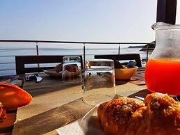 Brezza Marina Guesthouse