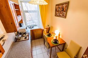 Apartment on Oruzheinyi 13 bld 2