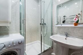 Apartment on Oruzheinyi 13 bld 2