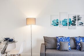 Modern 2 Bedroom Lewisham Apartment