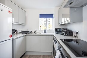 Modern 2 Bedroom Lewisham Apartment