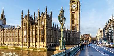 Modern 2 Bedroom Lewisham Apartment