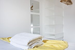 Modern 2 Bedroom Lewisham Apartment