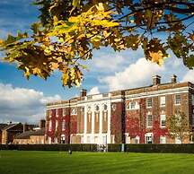 Modern 2 Bedroom Lewisham Apartment