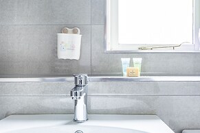 Modern 2 Bedroom Lewisham Apartment