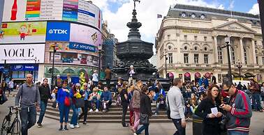 Modern 2 Bedroom Lewisham Apartment