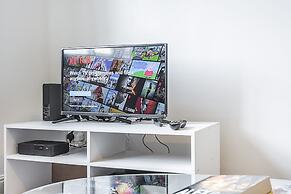 Modern 2 Bedroom Lewisham Apartment