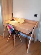 Heyden Entire Super Modern Minimal Flat