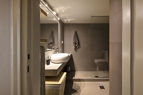 Brand New Modern Apartment