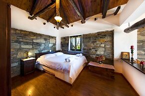 Beautiful Tranquil Stone Cottage