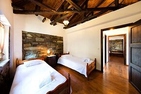 Beautiful Tranquil Stone Cottage