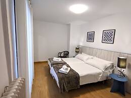 Apartamentos Plaza del Torico