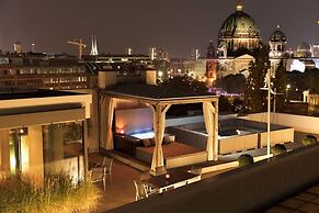 Monbijou Penthouse by Suite.030