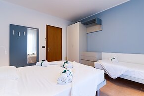 Summertime Family Resort