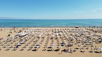 Summertime Family Resort