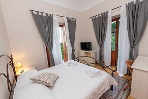 Villa Tecla