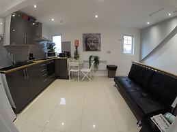 Stunning one bedroom flat