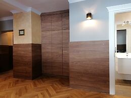 GOLDEN STAR - Premium Apartments