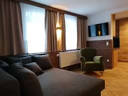 GOLDEN STAR - Premium Apartments