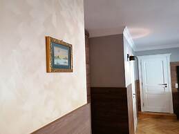 GOLDEN STAR - Premium Apartments