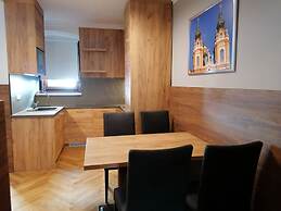 GOLDEN STAR - Premium Apartments