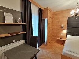 GOLDEN STAR - Premium Apartments