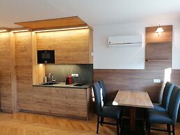 GOLDEN STAR - Premium Apartments