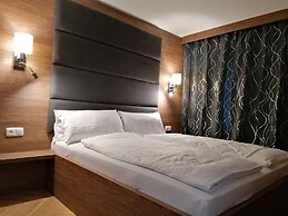 GOLDEN STAR - Premium Apartments