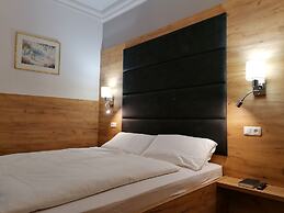 GOLDEN STAR - Premium Apartments