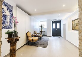 JOIVY Spacious & elegant 1-bed flat, moments from Avenida station