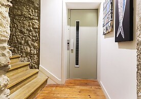 JOIVY Spacious & elegant 1-bed flat, moments from Avenida station