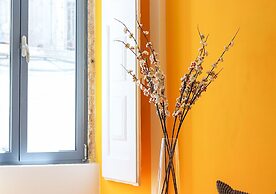 JOIVY Spacious & elegant 1-bed flat, moments from Avenida station