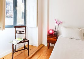 JOIVY Spacious & elegant 1-bed flat, moments from Avenida station