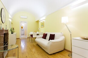JOIVY Chic studio in Baixa, 5mins to Arco da Rua Augusta