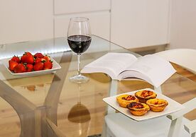 JOIVY Polished 1BR Apt, close by Avenida da Liberdade