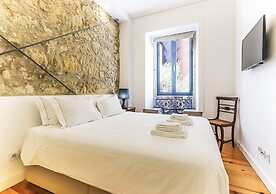 JOIVY Polished 1BR Apt, close by Avenida da Liberdade