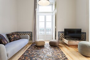 JOIVY Design heaven in Baixa - 2BR Apt w/workspace
